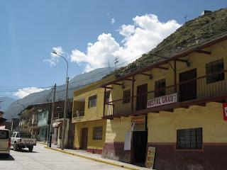 MATUCANA: LA CAIDA DE AGUA Y LA MIA TAMBIÉN!!!