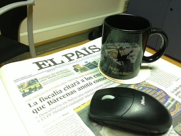 Uso de un periódico del día anterior.