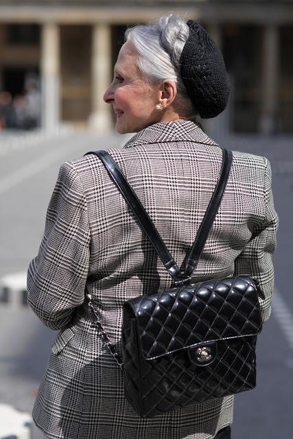 Porque a las mamás les gusta ir guapas y a las abuelas también!!