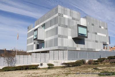 Fotografía: Cómo escoger el mejor encuadre de un edificio cuyo entorno aún no está consolidado