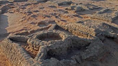 Pirámides en Sudán, diseño egipcio se combina con la tradición local de construcción circular