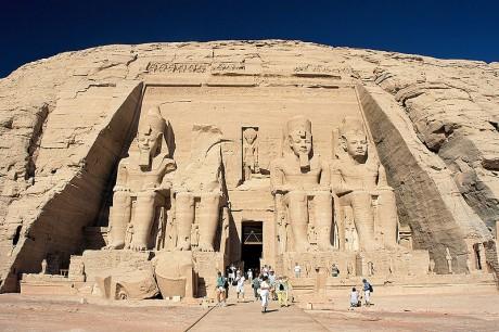 Abu Simbel 460x306 Nubia y Asuán, un museo egipcio al aire libre