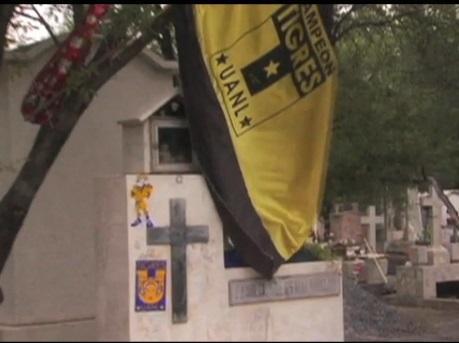 Aficionados hasta la tumba.