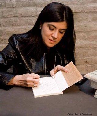 Crítica: DESPUES DE COMER PERDICES O PORQUE LAS MUJERES ON BOLUDAS E INSISTEN EN ENAMORARSE... por Rita Gardellini Crítica: DESPUES DE COMER PERDICES O PORQUE LAS MUJERES ON BOLUDAS E INSISTEN EN ENAMORARSE... por Rita Gardellini