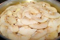 Pastel de pan y manzana