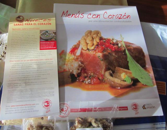 Que hay dentro del sobre ...Nueces California.