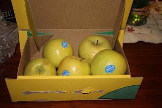 QUE HAY DENTRO DE LA CAJA.... MANZANAS MARLENE