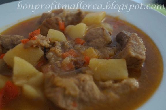 sopa gulash
