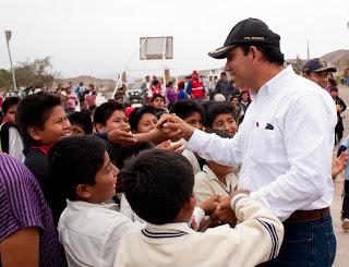 GORE LIMA INAUGURA PUENTE EN HUAROCHIRI… Obra Esta Valorizada en Más de Un Millón de Soles