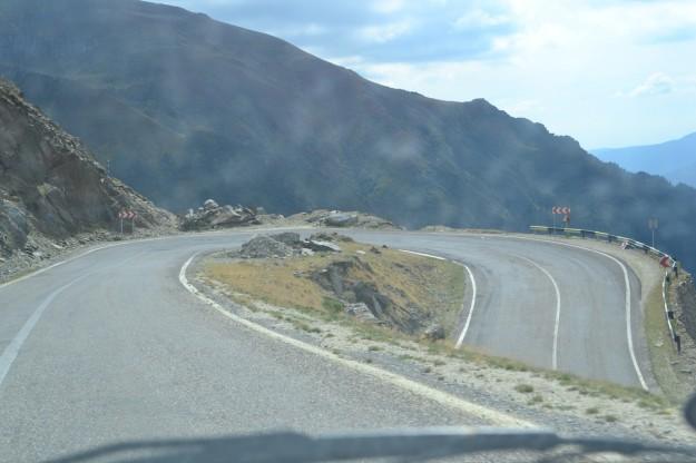 Andando por la ruta más loca del mundo, la Transfagarasan Road