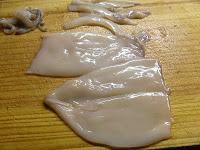 Wok de espaguetis con verduras, calamar, sepia y salsa Teriyaki