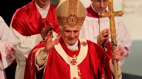 Evangélicos y renuncia de Benedicto XVI: gesto que honra a un papa ajeno a la realidad que vivía