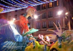 Carnaval Aviles 2013: Descenso Galiana. Video y fotos