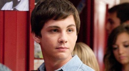 “Las ventajas de ser un marginado”: Cartas de un adolescente herido “Las ventajas de ser un marginado”: Cartas de un adolescente herido