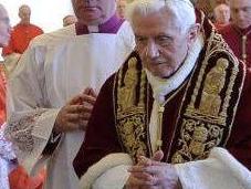 Benedicto renuncia Pontificado «edad avanzada»