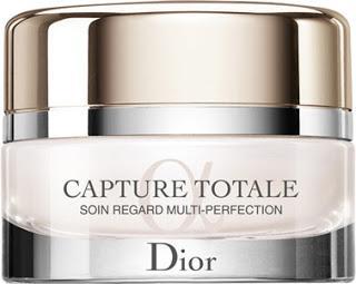 LA REFORMULACIÓN DE CAPTURE TOTALE, DE DIOR, CON EVA HERZIGOVA COMO NUEVA IMAGEN DE LA LÍNEA