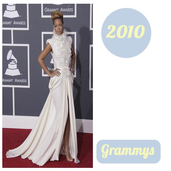 Rihanna grammys 2010