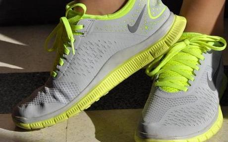 Eiffel Tower Kenzo jumper thanks to Chicnova!