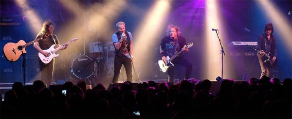 UFO GIRA ESPAÑOLA…   