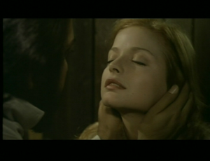 vlcsnap-388699 La mataré para ti: Ceremonia sangrienta, el vampirismo sociopolítico de Jorge Grau. Superstición y desmitificación, otro fantaterror español fue posible