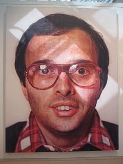 Fotos de carné de 3 metros. Chuck Close.