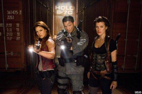 Fotitos de “Expendables” (el reparto al completo) y “Resident Evil: Afterlife”