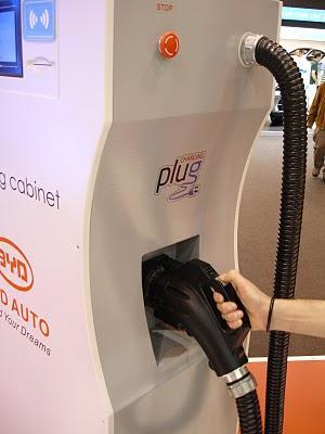 Visita al Salón del Vehículo Ecológico y la Movilidad Sostenible