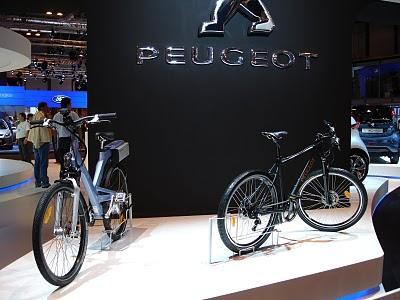 Visita al Salón del Vehículo Ecológico y la Movilidad Sostenible