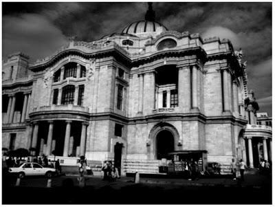 El Palacio de Cristal en Madrid y el Palacio de Bellas Artes en México
