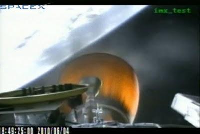 El despegue perfecto del Falcon 9 inaugura la era de los vuelos espaciales comerciales