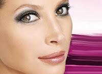 CAMBIA LA CARA JUGANDO CON EL MAQUILLAJE