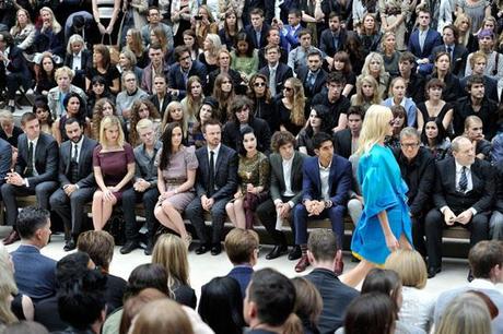 Los front rows de Burberry son el perfecto indicador de las celebrities del momento - Imagen: Burberry