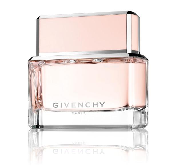 GIVENCHY presenta Dahlia Noir, un perfume de alta costura