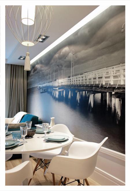 Decoración elegante en una planta difícil vinilos de pared sofa turquesa sillas eames blancas sillas eames salon eames papel de pared murales de pared muebles de diseño fotografia grande pared decoración estilo nórdico diseño nórdico diseño muebles americano diseño escandinavo diseño de interiores decoración polaca decoración nórdica decoración murales vinilos fotografias pared decoración gris blanco madera decoración estilo nórdico decoración escandinava decoración elegante decoración de interiores blog nórdico blog interiorismo blog estilo nórdico blog decoración nórdica blog decoración escandinava