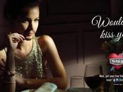 ¿Serías capaz besar mujer barba?