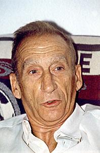 La Fiscalía pedirá hoy un año de cárcel para un coronel por injurias al rey.