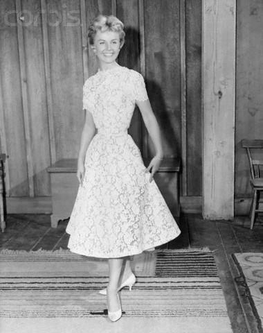 Actrices y vestidos de flores