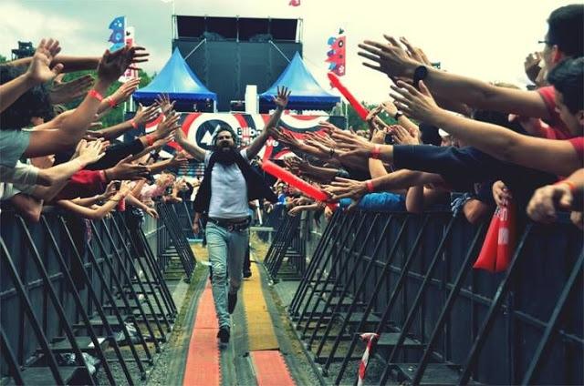 la gira más sincera de Arizona Baby