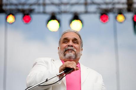 Willie Colón recupera su cuenta en Facebook luego de que se la “congelaran” por 72 horas