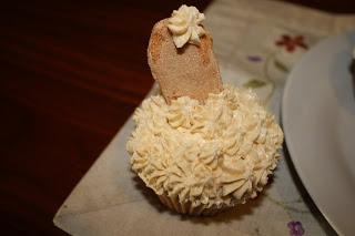 Cupcake con Buttercream de bizcochos Coral