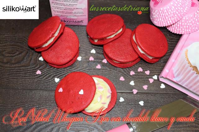 Red Velvet Whoopies Pies con crema de chocolate blanco y canela