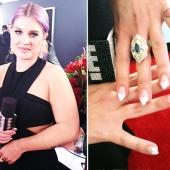 kelly-osbourne-grammys-nail-art