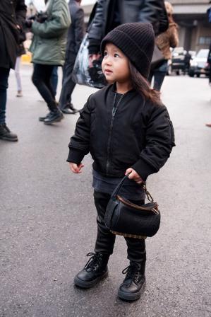Aila Wang una mini fashionista de tres años en la NY Fashion Week