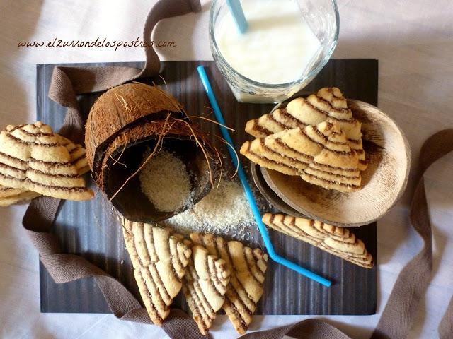 Galletas Triángulos de Coco y Cacao