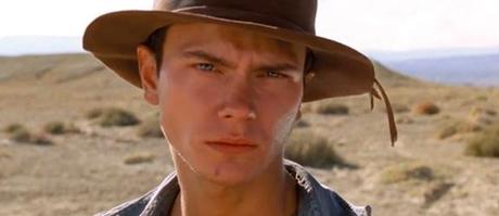 cronica-berlinale-2013-dark-blood-river-phoenix-en-cenizas