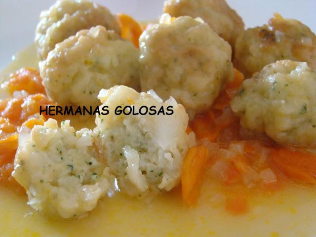 ALBÓNDIGAS DE SEPIA EN SALSA CON ZANAHORIAS
