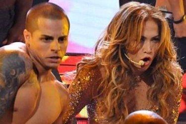 Jennifer Lopez y Casper Smart pueden adoptar un niño mexicano