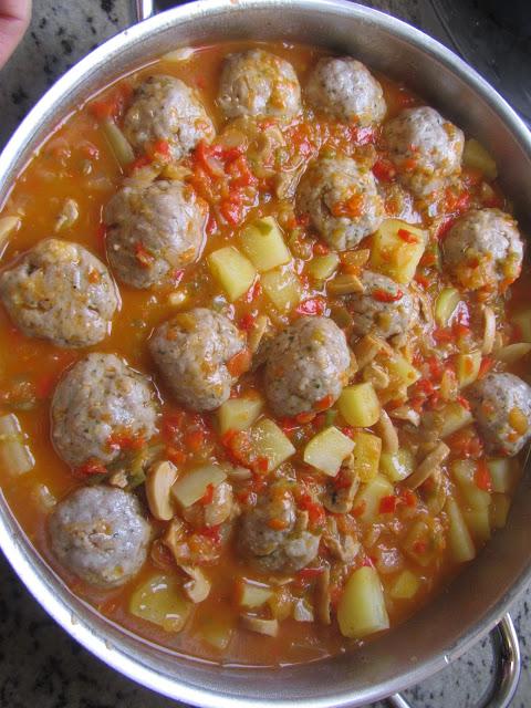 Albóndigas a la jardinera