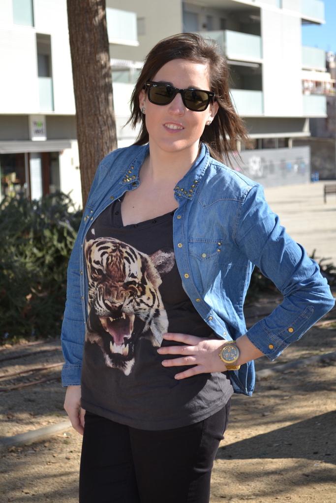 Look of the day: tiger