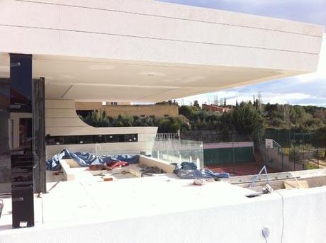 Nuevas imágenes de obra de una vivienda unifamiliar situada al noroeste de Madrid